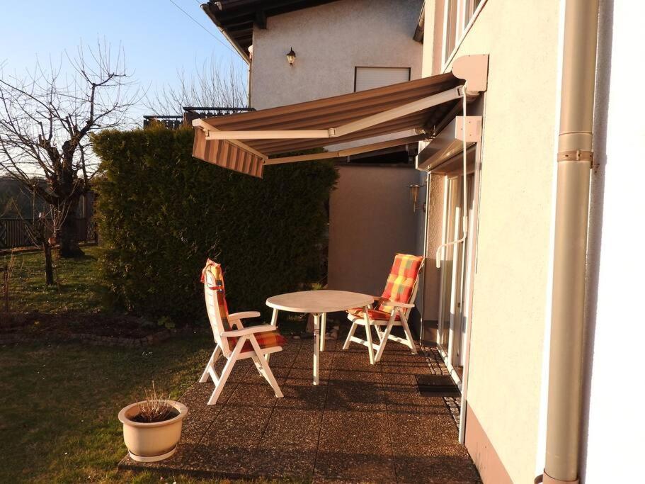 Schoene Gemuetliche Ferienwohnung Mit Fernblick. 纳尔巴赫 外观 照片